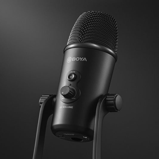 Condenser Microphone with Built-In Sound Card